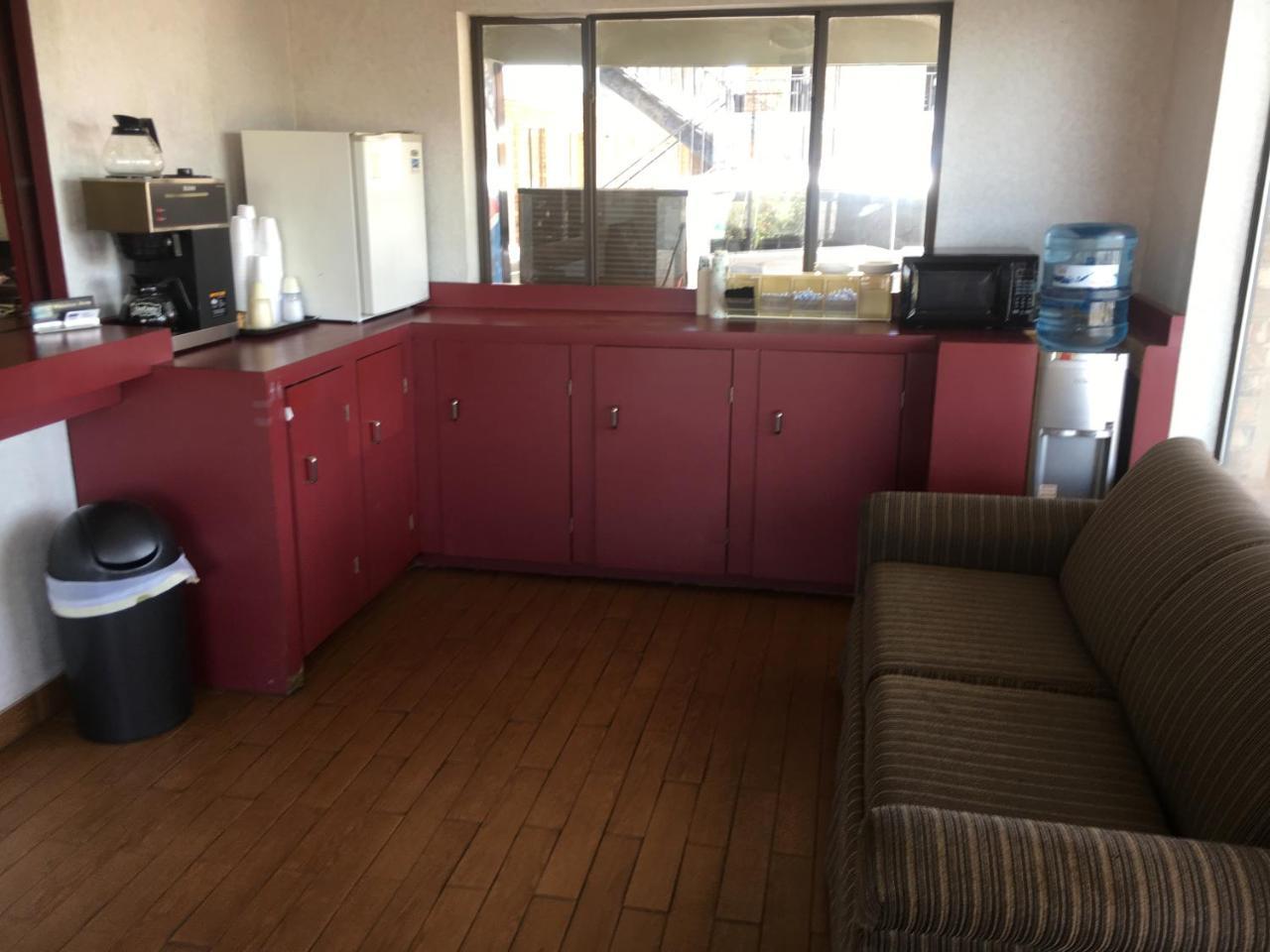 Executive Inn オデッサ エクステリア 写真